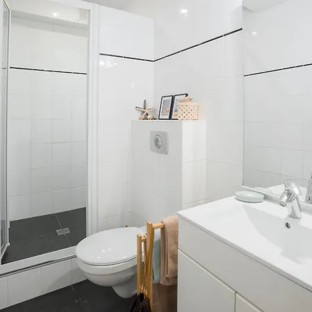 New & Cosy Studio Apt For 2