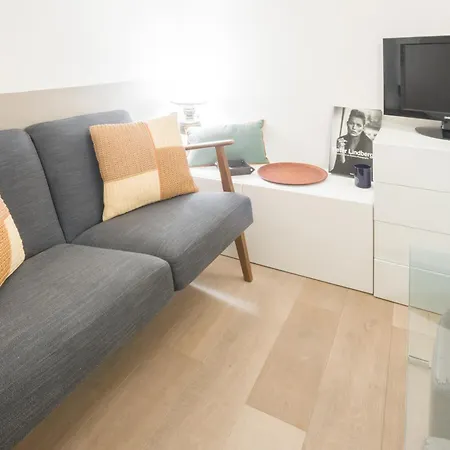 Apartment New & Cosy Studio Apt For 2